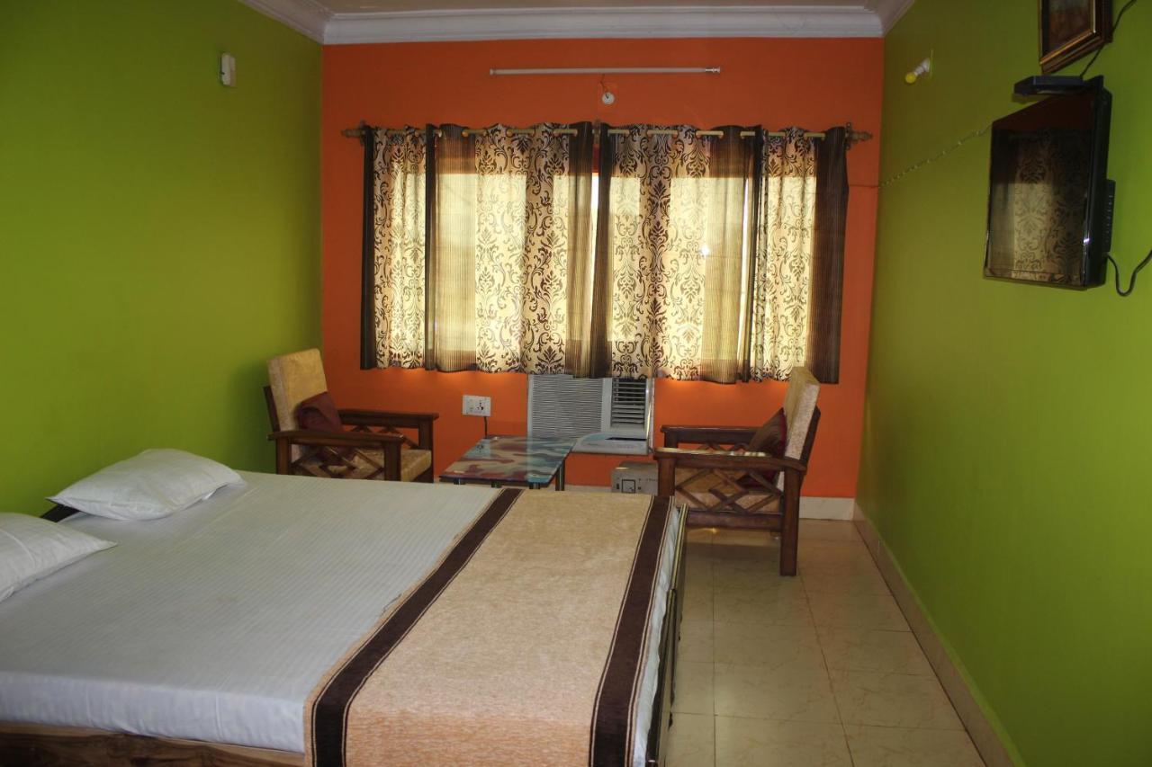 Hotel Lake Queen Rambha Экстерьер фото