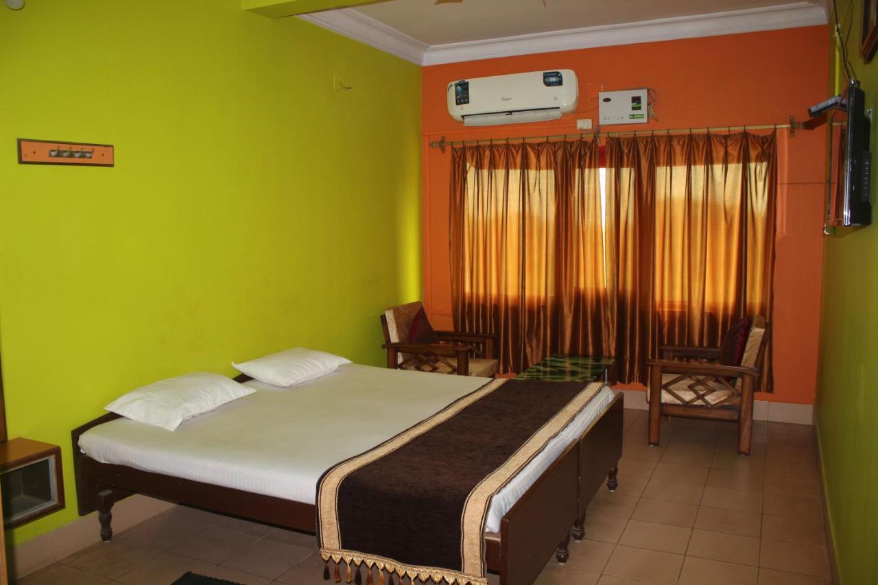 Hotel Lake Queen Rambha Экстерьер фото