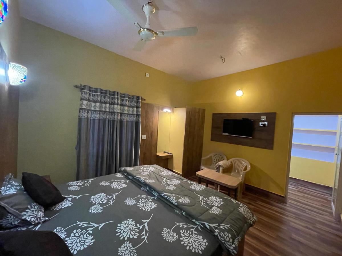 Hotel Lake Queen Rambha Экстерьер фото